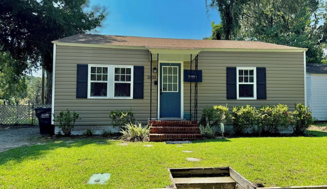Charming 2-bedroom cottage with WiFi and AC in enchanting Beaufort