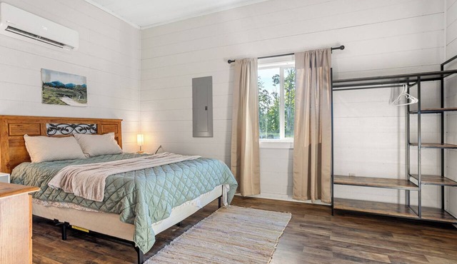 Charming Guest Home in Damascus - White Oak Lane