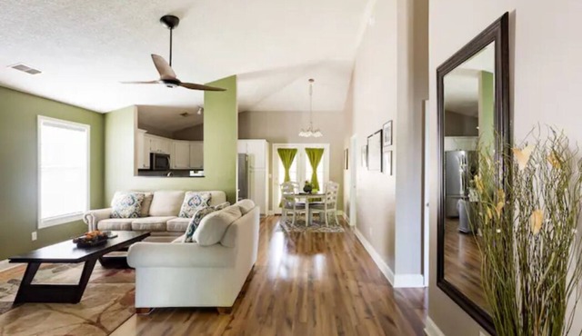 Clean&Cozy 4Beds/2Bath (Lexington, KY)