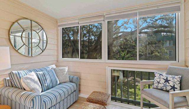 Coastal Calm Nature Retreat Villa on Port Royal Sound