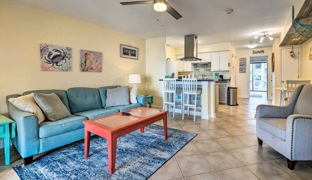 Coastal Condo w/Pool Access - Steps to Beach