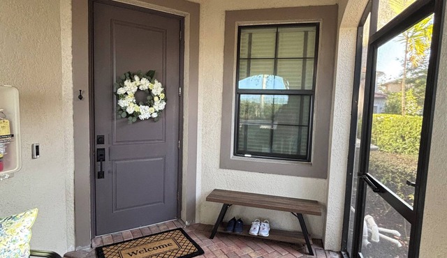 Coastal design newer condo amenity rich Artesia 20 minutes to Naples & beaches
