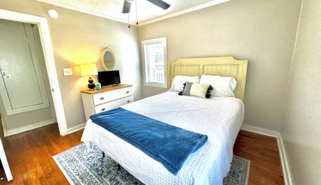 Cottage on Rodgers - Sleeps 4!