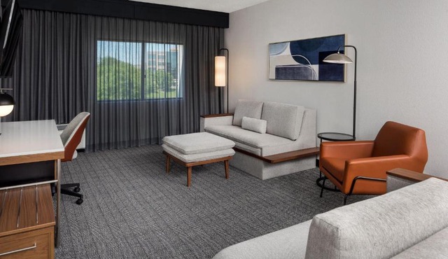 Courtyard by Marriott Charlotte Ballantyne