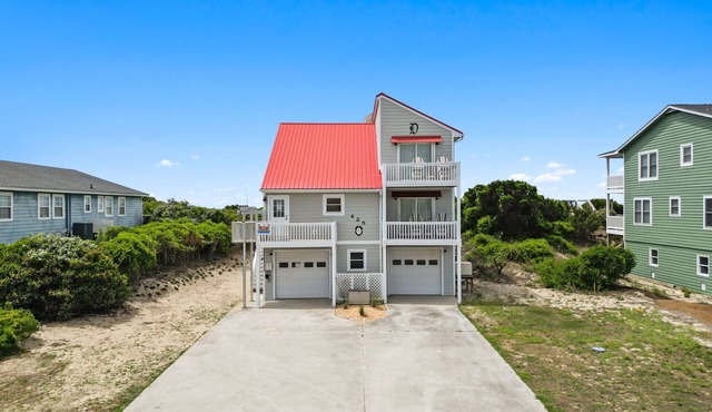 D by the Sea: Experience bliss at a beautiful 5-bedroom retreat in Oak Island.