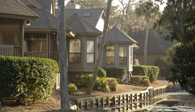 Deluxe 3BEDR/3BATHR Cottage AUGUST 2nd - 9th on delightful Hilton Head Island.
