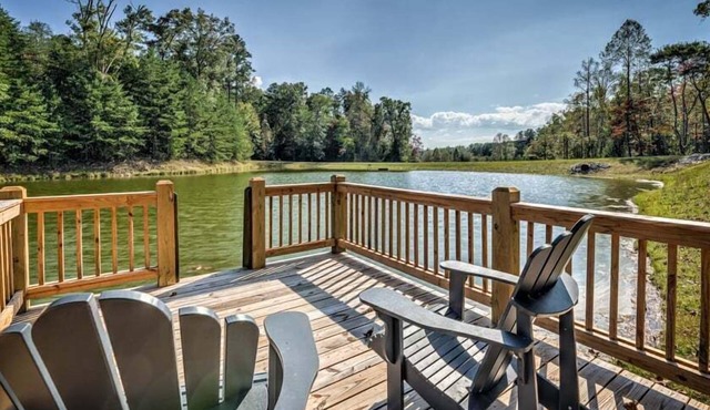 Dialed Inn- Pet Friendly | Dock on Private Lake | Arcade Games