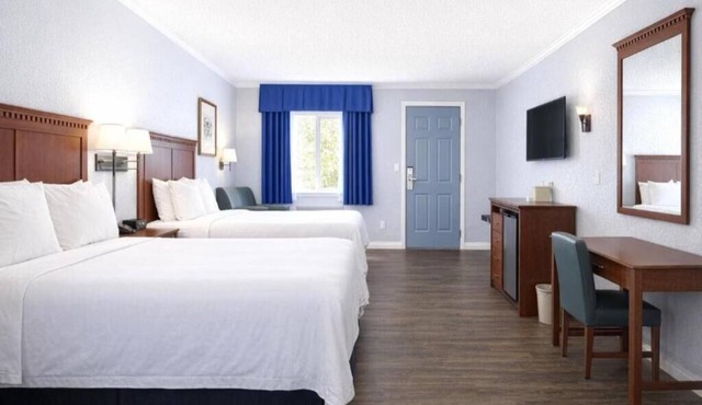 Double Room, two double beds, Non-Smoking