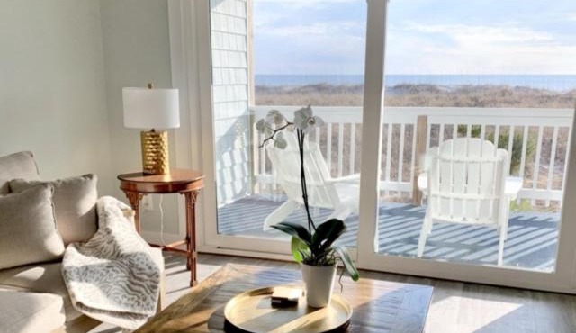 Driftwood Cottage - First floor OCEANFRONT beach retreat! Exceptional views, location and privacy condo