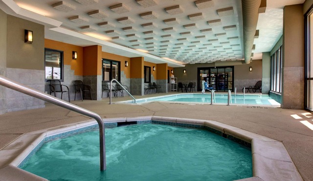 Drury Inn & Suites Greensboro