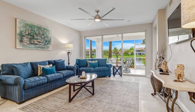 Elevated Colonial Country Club Active, Social Lifestyle! Stunning End-Unit Ground-Floor Retreat!