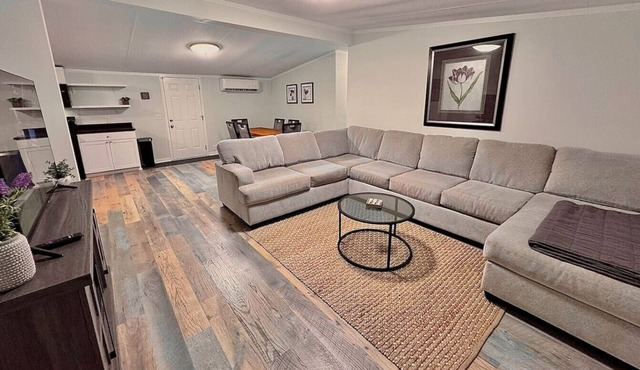 Family-friendly home. Pets Yes!