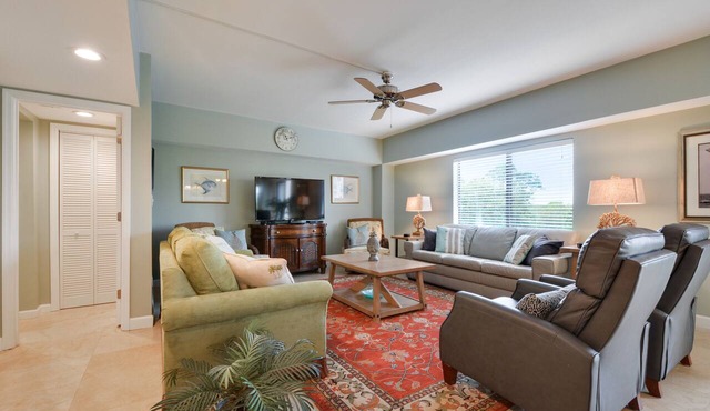 Forest Beach Villa 430 - Spectacular 2 BR Penthouse - Short Walk to Beach!