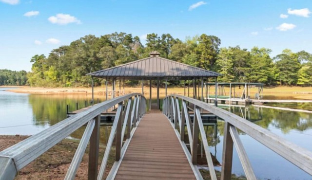 Friendship Cove Retreat w/Dock