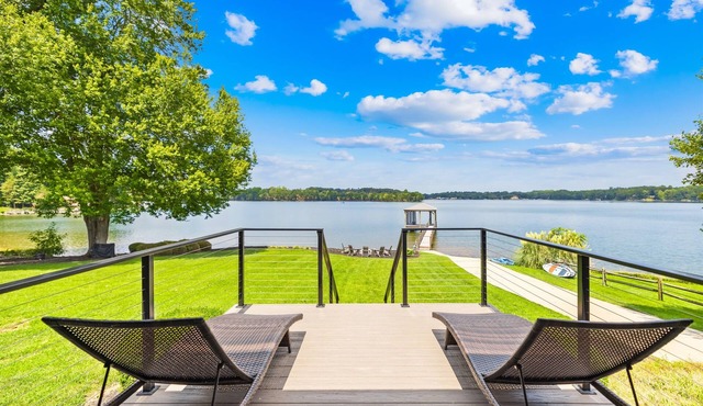 Game Room, 2 King Suites, Huge Porch, Kayaks, Lake