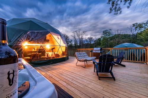 Geodesic Dome Retreat with Hot Tub & Fire Pit in Bluefield, West Virginia