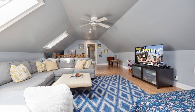 Germantown · Game Room · 8 Beds · 3 Full Baths