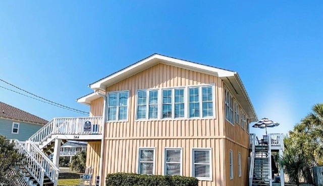 GOOD OL' DAYS 2nd Row home with Ocean and Creek views! GARDEN CITY- MYRTLE BEACH