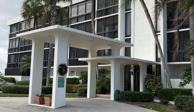 Great condo in Hutchinson Island, Relax, Revive