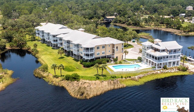 Gulf Breeze #103- Private boat ramp & slip! Balcony overlooking the gulf! WiFi!