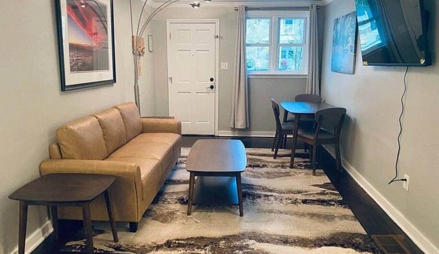 HEATED SWIM SPA! Unit A - The Hourglass Inn