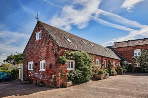 Hollington Barns