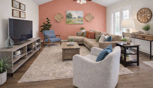 Holy Cow! Sleeps 9-Central Location-4 Bedrooms-2-Smart TVs-Grill & Pet Friendly