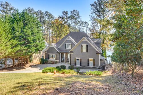 Home on Lake Lanier w/Dock & Water Views