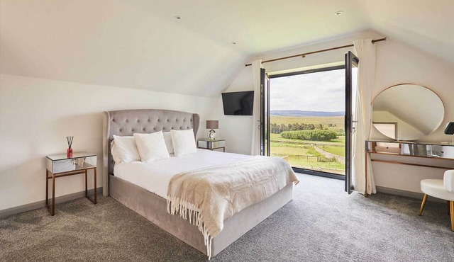 Host & Stay | Thistle Cottage