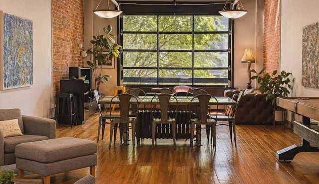 Huge Historic Loft on State Street! 2 bed - 2 Bath - With view of Downtown