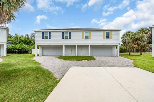 Jacuzzi Stay in Florida, Awesome place Sleeps 8