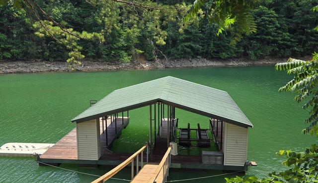Lakefront - Norris Lake - Hot Tub, 2 Slip Covered Dock, Kayaks, ATV trails