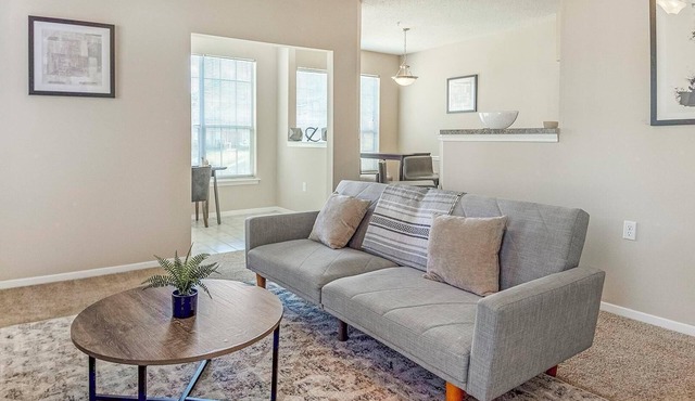 Landing | Amazing 1BD, Pool, Tennis Court