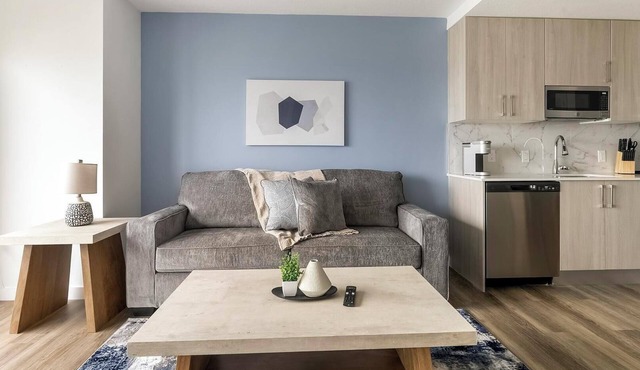 Landing | Amazing 1BD, Pool