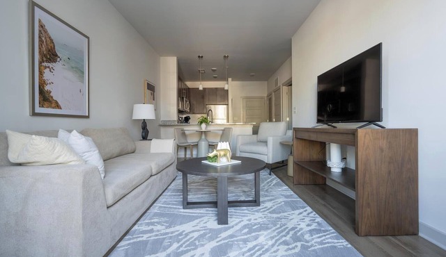 Landing | Beautiful 1BD, Pool, Clubhouse