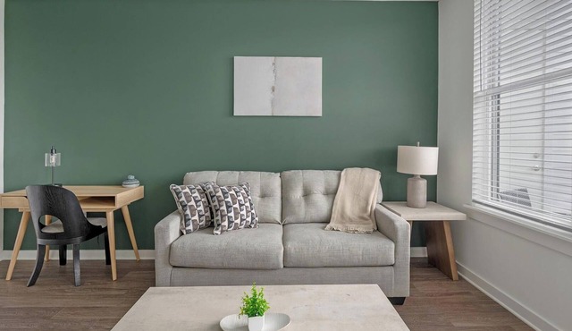 Landing | Chic 1BD, Gym, Clubhouse