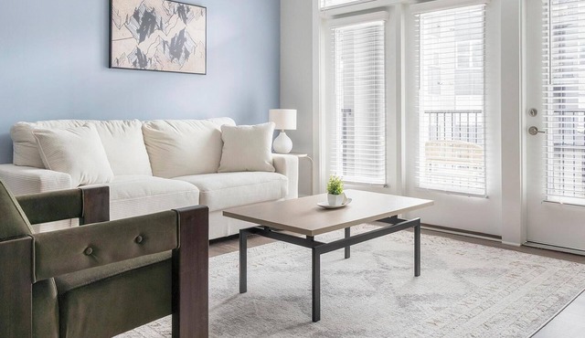 Landing | Chic 2BD, Gym, Clubhouse