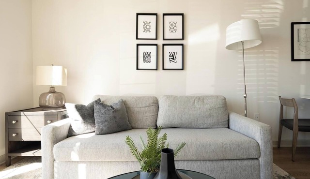 Landing | Chic Studio, Gym, Clubhouse