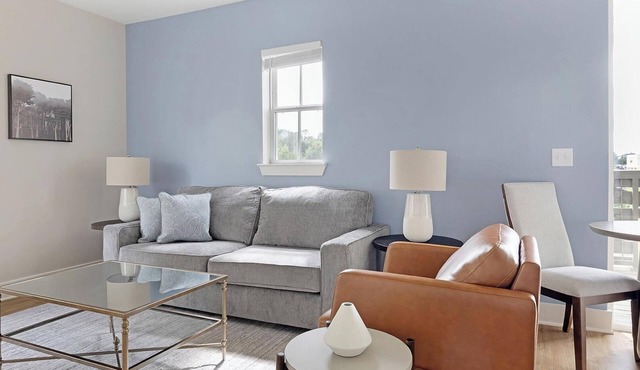 Landing | Incredible 1BD, Gym, Clubhouse