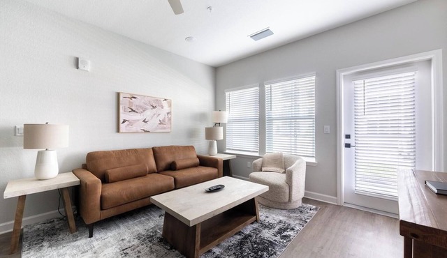 Landing | Incredible 2BD, Gym, Pool
