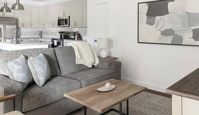 Landing | Incredible 2BD, Yoga Studio, Clubhouse