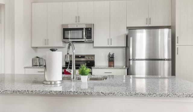 Landing | Modern 1BD, Gym