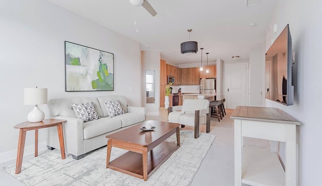 Landing | Modern 2BD, Pool, Clubhouse