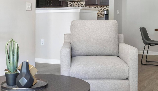 Landing | Modern 3BD, Gym, Clubhouse