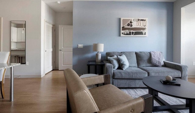 Landing | Stunning 2BD, Clubhouse, Yoga Studio