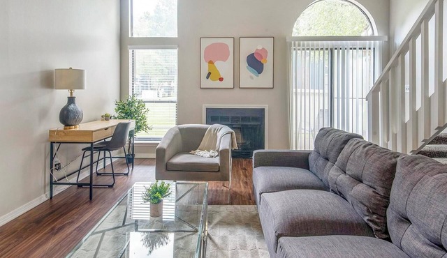 Landing | Stunning 2BD, Clubhouse, Game Room