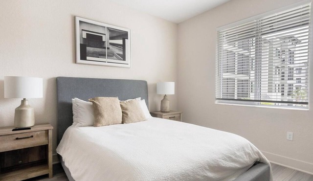 Landing | Stunning 2BD, Yoga Studio, Clubhouse