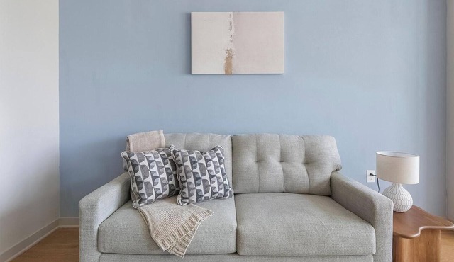 Landing | Stylish 1BD, Clubhouse, Gym