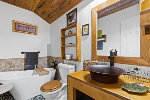 Lodge Apartment at Owl Creek Farm Resort