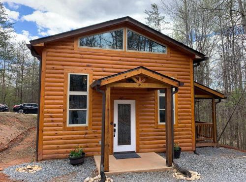 Luxury Loft Cabin 5 miles to TIEC for the Equestrian Internationl Games